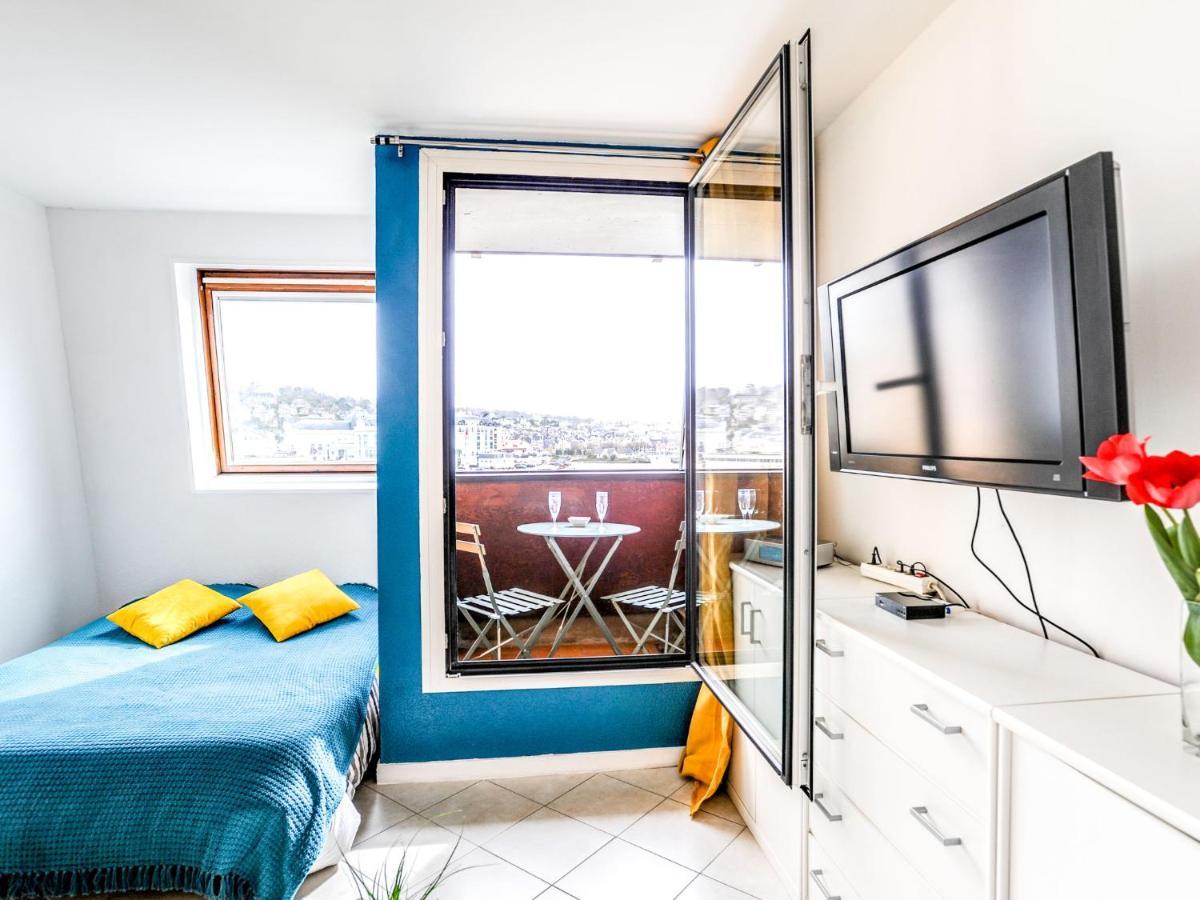 Apartment Les Marinas-8 By Interhome Deauville